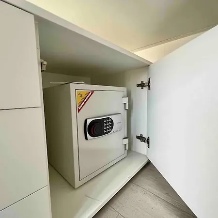 Ring Center / 2br Luxury Apartment *